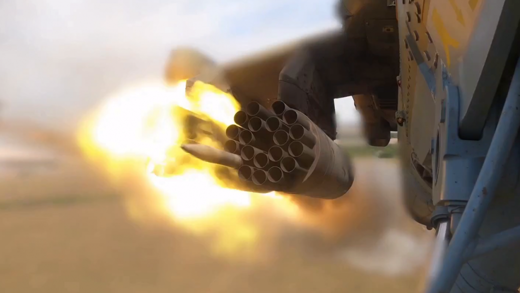 МО: Ми-28НМ ракетами уничтожил живую силу и бронетехнику ВСУ в Курской области