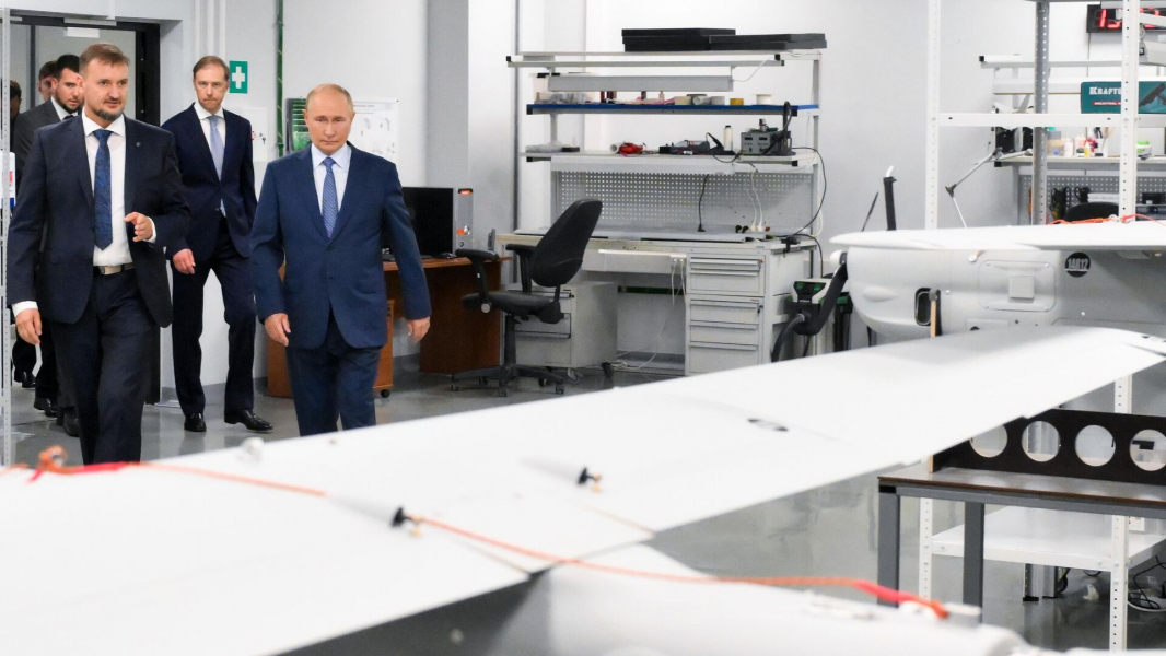 Путин: нужно сейчас решать, как задачи беспилотники будут выполнять в будущем
